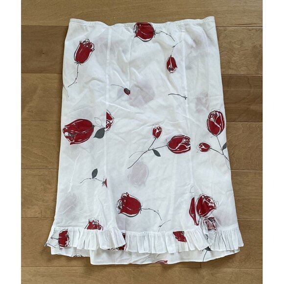 Calms White Floral/Rose Themed Skirt Size Large - Picture 1 of 4
